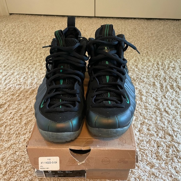 nike foamposite size 9